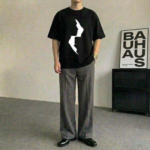 半袖 オーバーサイズ モノトーンフェイスプリント Tシャツ  10171