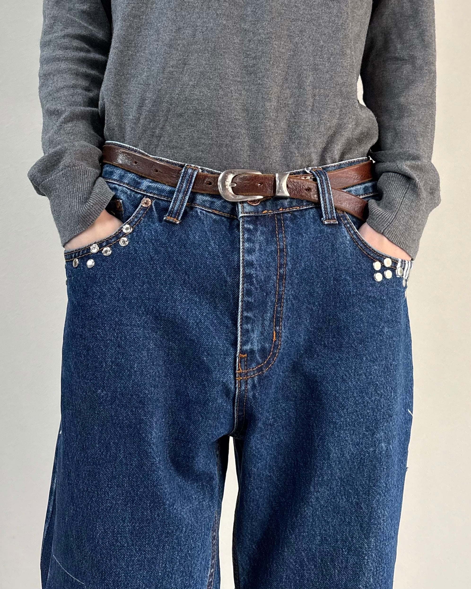 Hannah Creak】Studded Jeans Blue | blendmarket
