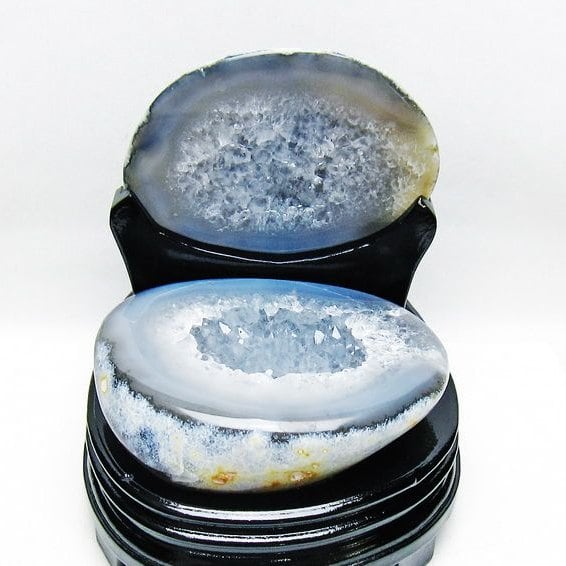 1.3Kg トレジャーメノウ アゲート ジオード 台座付属 一点物 175-1570