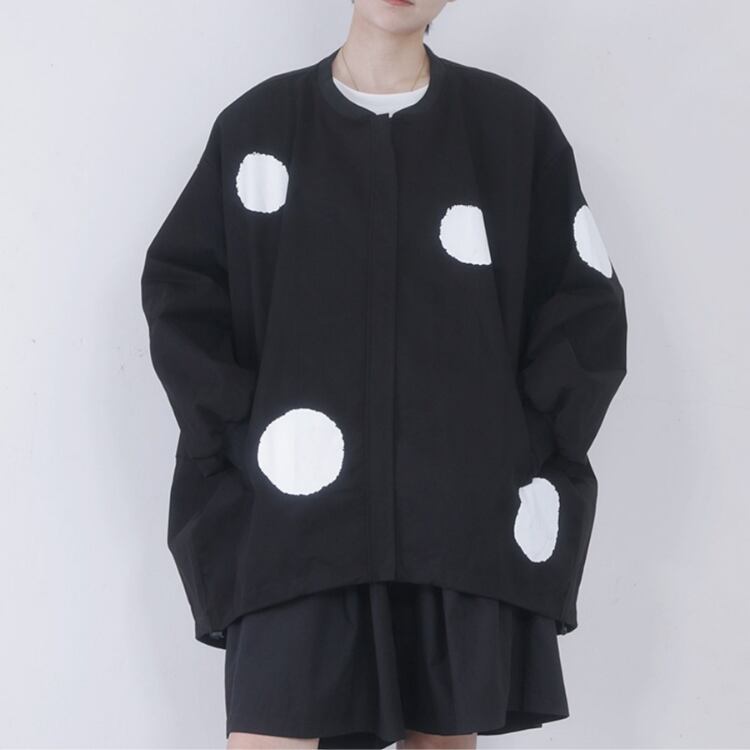モード感漂うビッグシルエット ドット刺繍ラウンドネックジャケット R30009