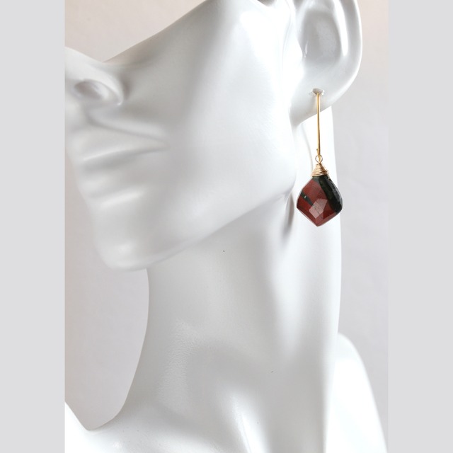 日本の伝統色を纏う | ジャスパーの和モダンなロングフックピアス | 14kgf