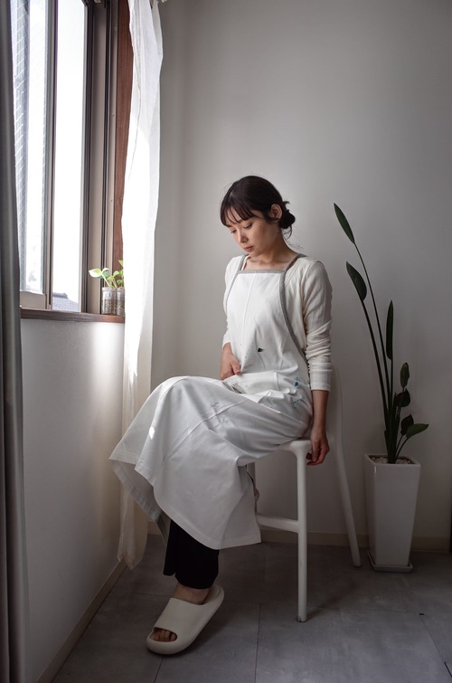 「雨の余白　アトリエ エプロン」