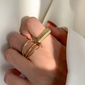 Wire ring (ワイヤーリング)