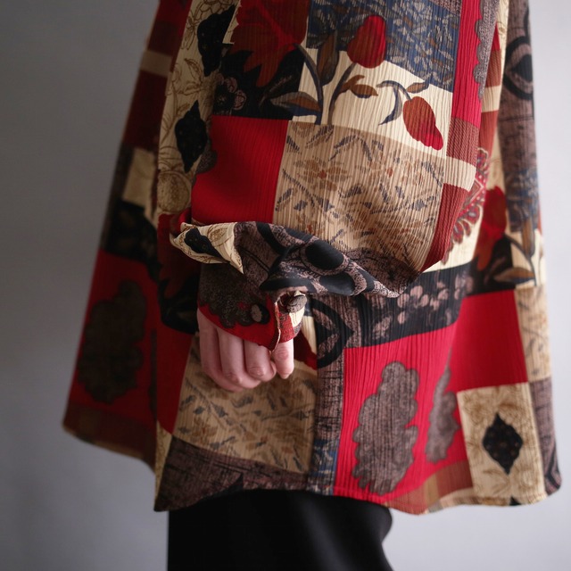 flower and art graphic panel pattern wrinkles fabric loose shirt