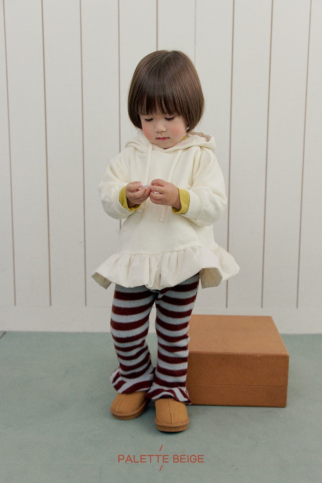 the beige［取寄］balloon hood onepiece 26winter