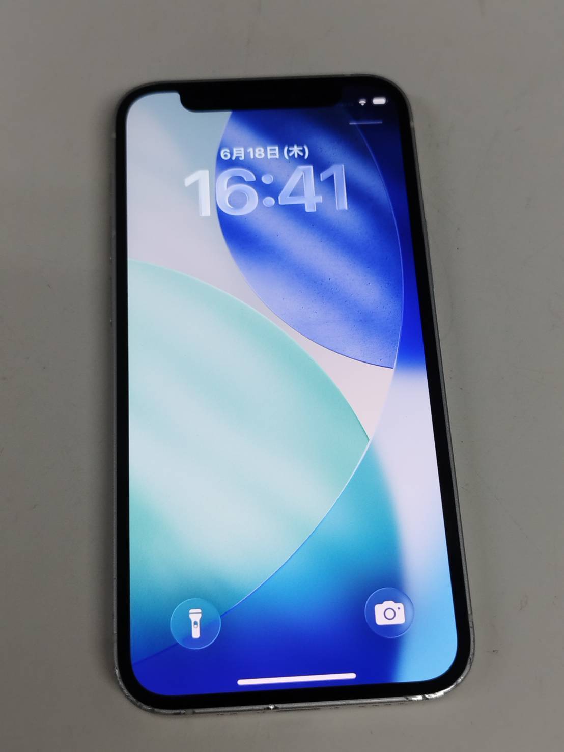 SIMフリー】iPhone 8/A1906/64GB/ゴールド〈MQ7A2J/A〉バッテリー87