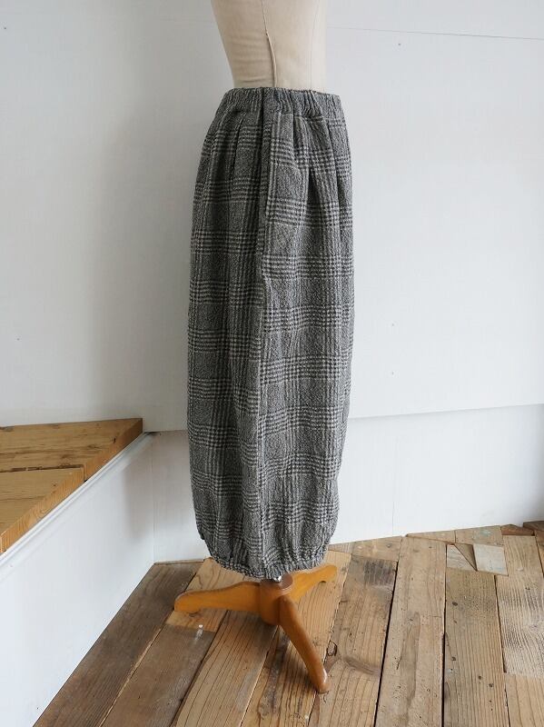 tumugu: コットンウールグレンチェック バルーンパンツ | Fimpen+Nul