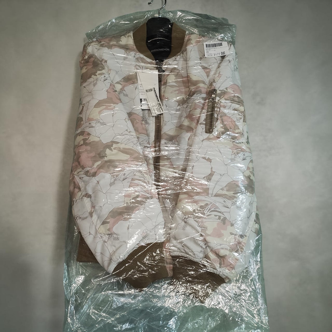 PHENOMENON ( MCM ) × MASTERMIND WORLD 】 FLOWER CAMO BOMBER JACKET