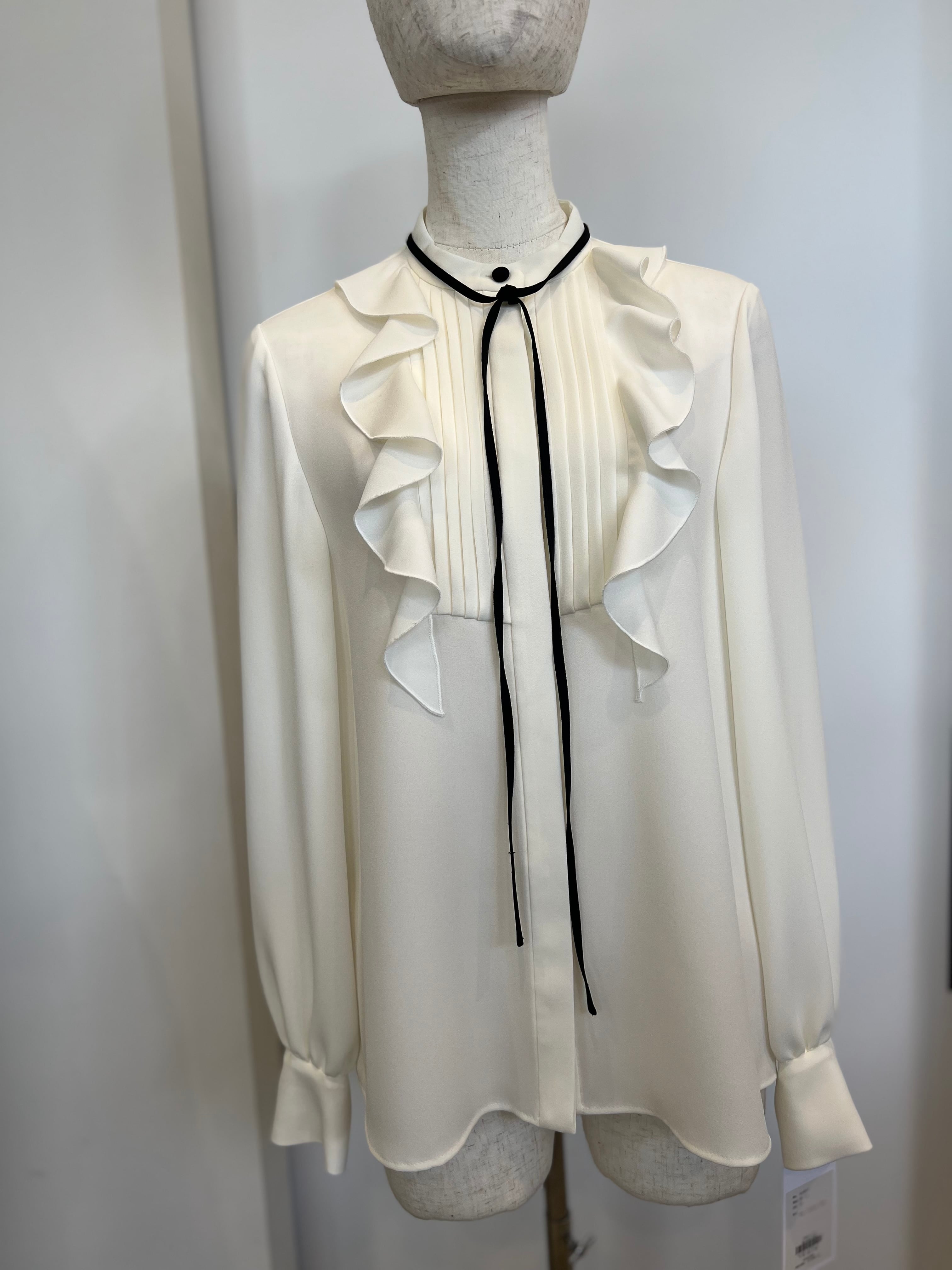 【PASSIONE】取り外し可コードフリルブラウス　616918