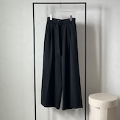【受注予約:9月下旬入荷予定】ベルト付タックワイドPT/ブラック