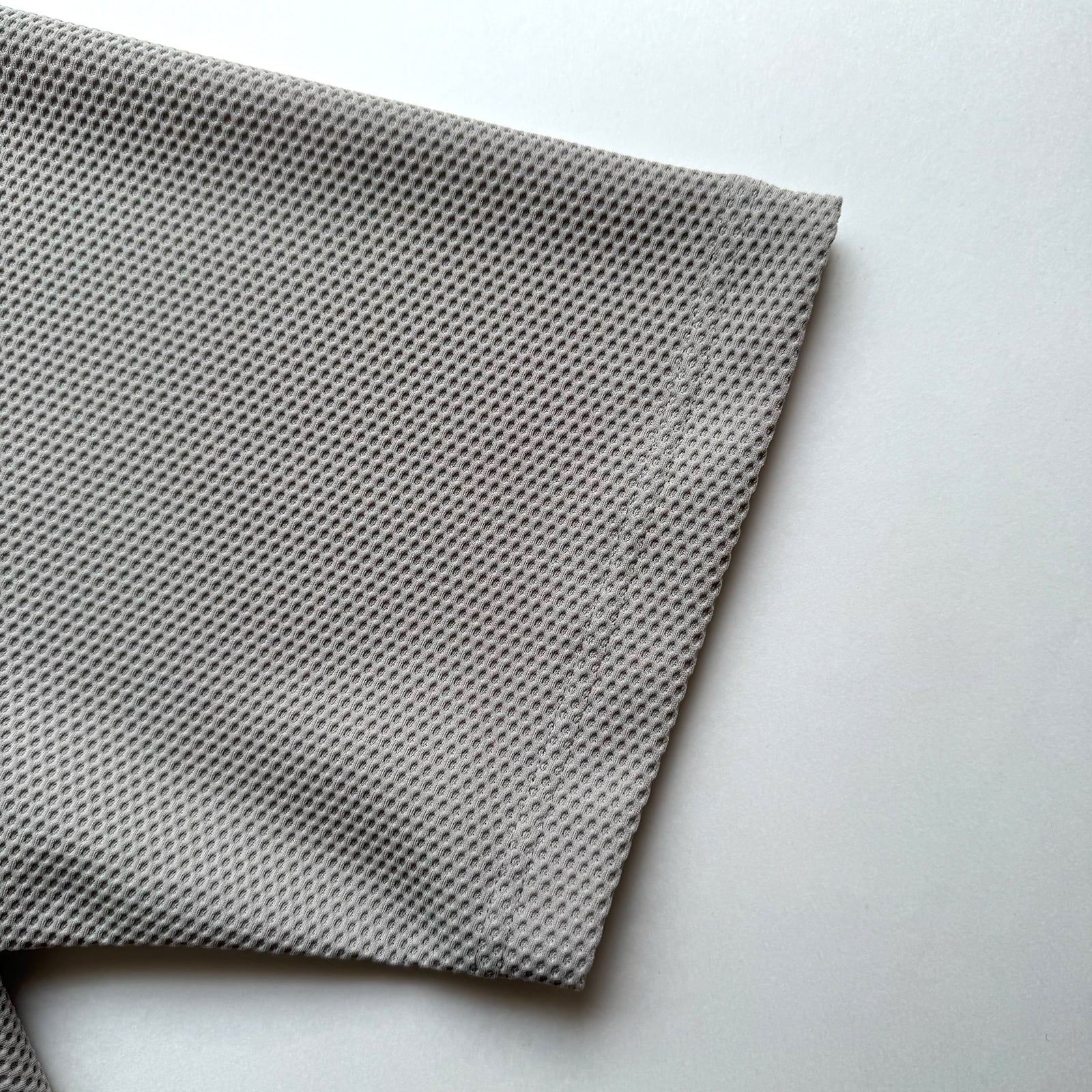 8G SHOOT × 69SLAM MESH SWITCHING MOCK NECK TEE -WHITE/GREIGE- | 8G