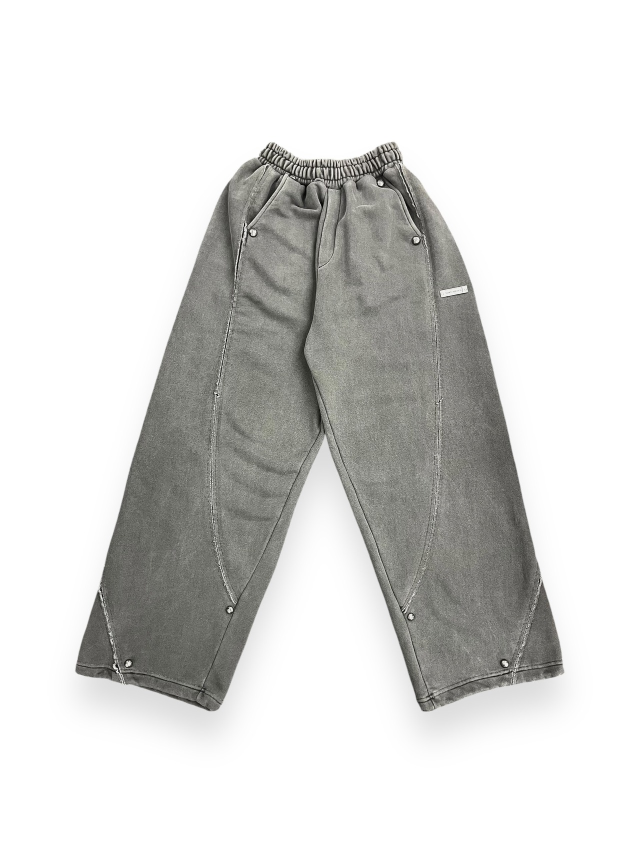 【LOVE KILLER】studs plate switching sweat pants
