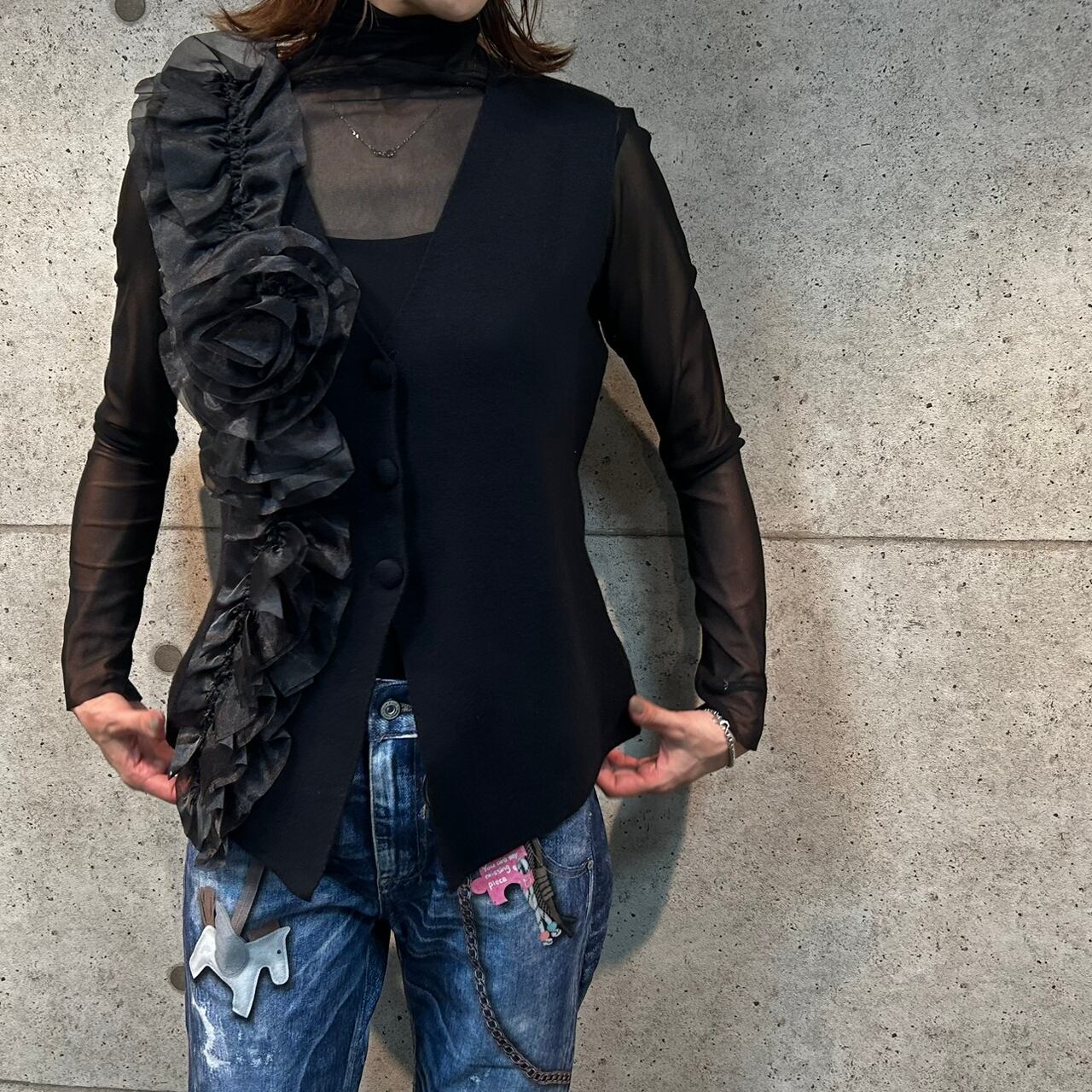 フラワーモチーフ ニットベスト 前開き Vネック レディース 華やか エレガント