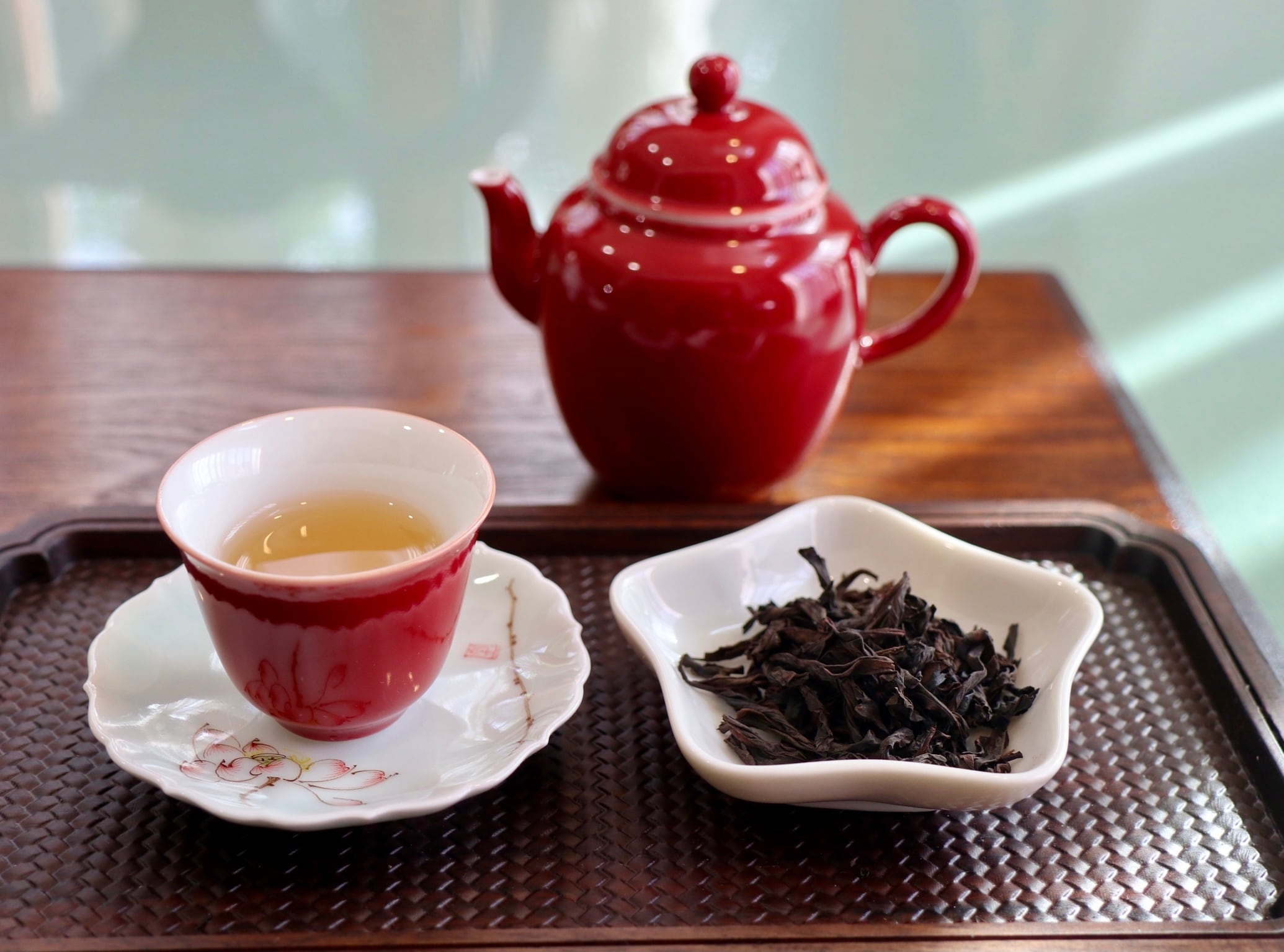 正岩肉桂】：すぐにとりこになる正岩肉桂特有の鋭いシナモンの香りと蜜