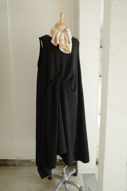 hida one-piece