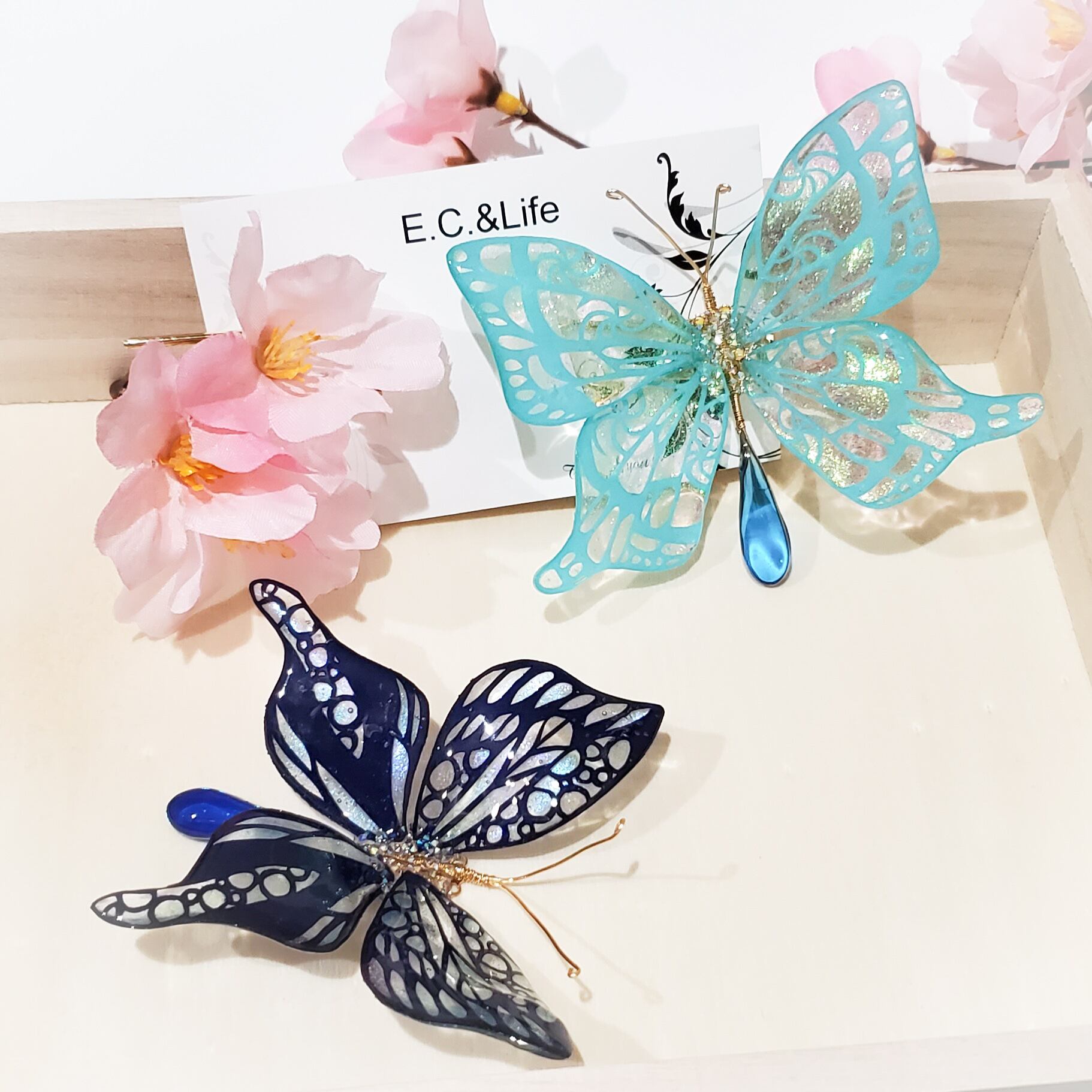 蝶の羽によるコラージュ絵画 蝶と薔薇○コラージュアート○10×10