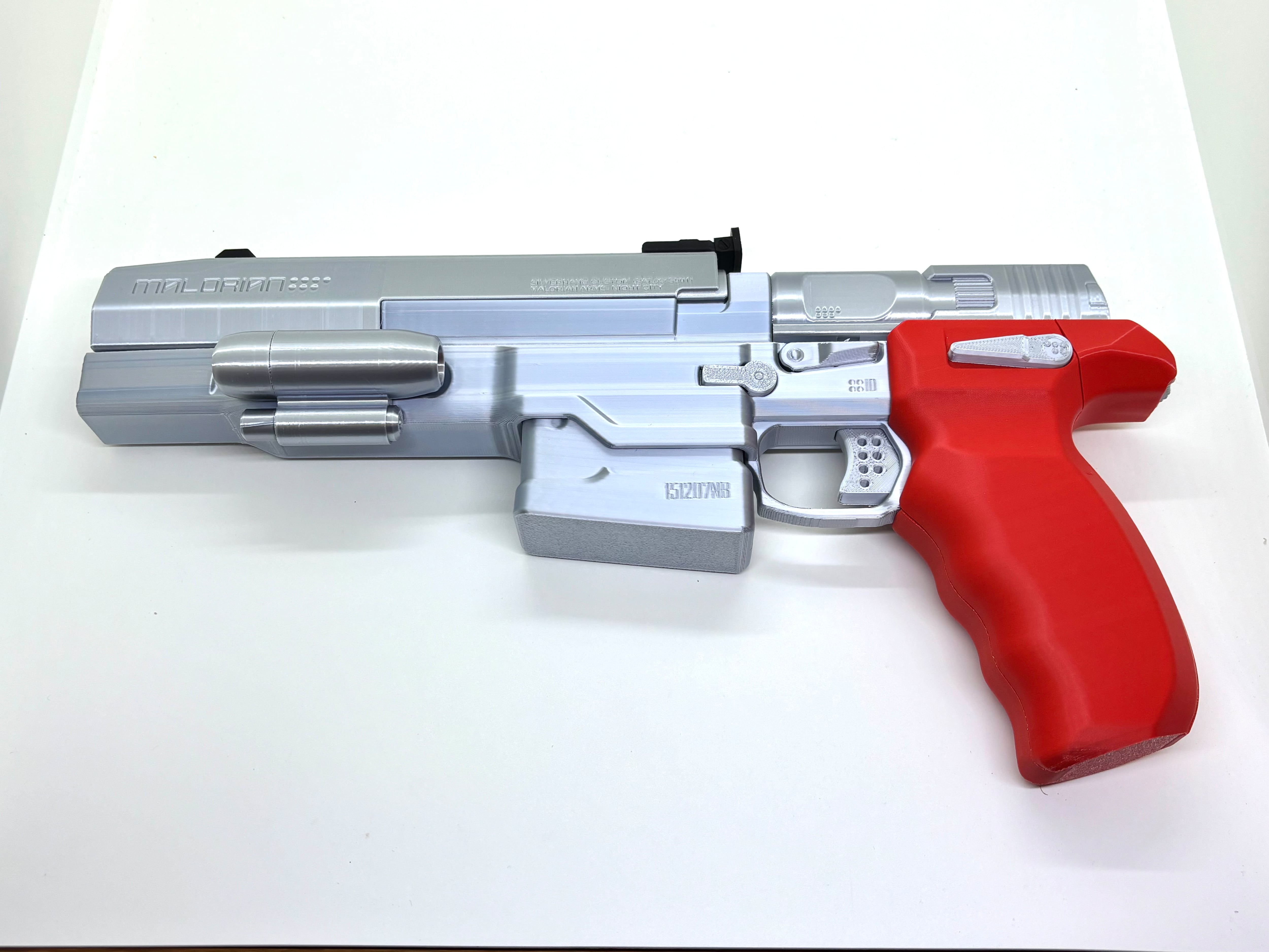 可動モデル）RE9 リボルバー 強化版(金属なし、発射機能なし） | 3D
