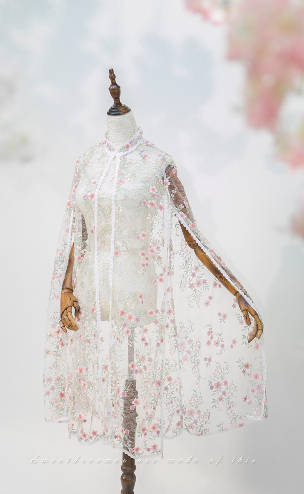 ロリータ SweetDreamerVintage 桜刺繍 レースマント シースルー 透け感  