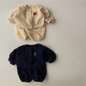 【BABY】秋新作　チェリーロゴ快適なセットアップ