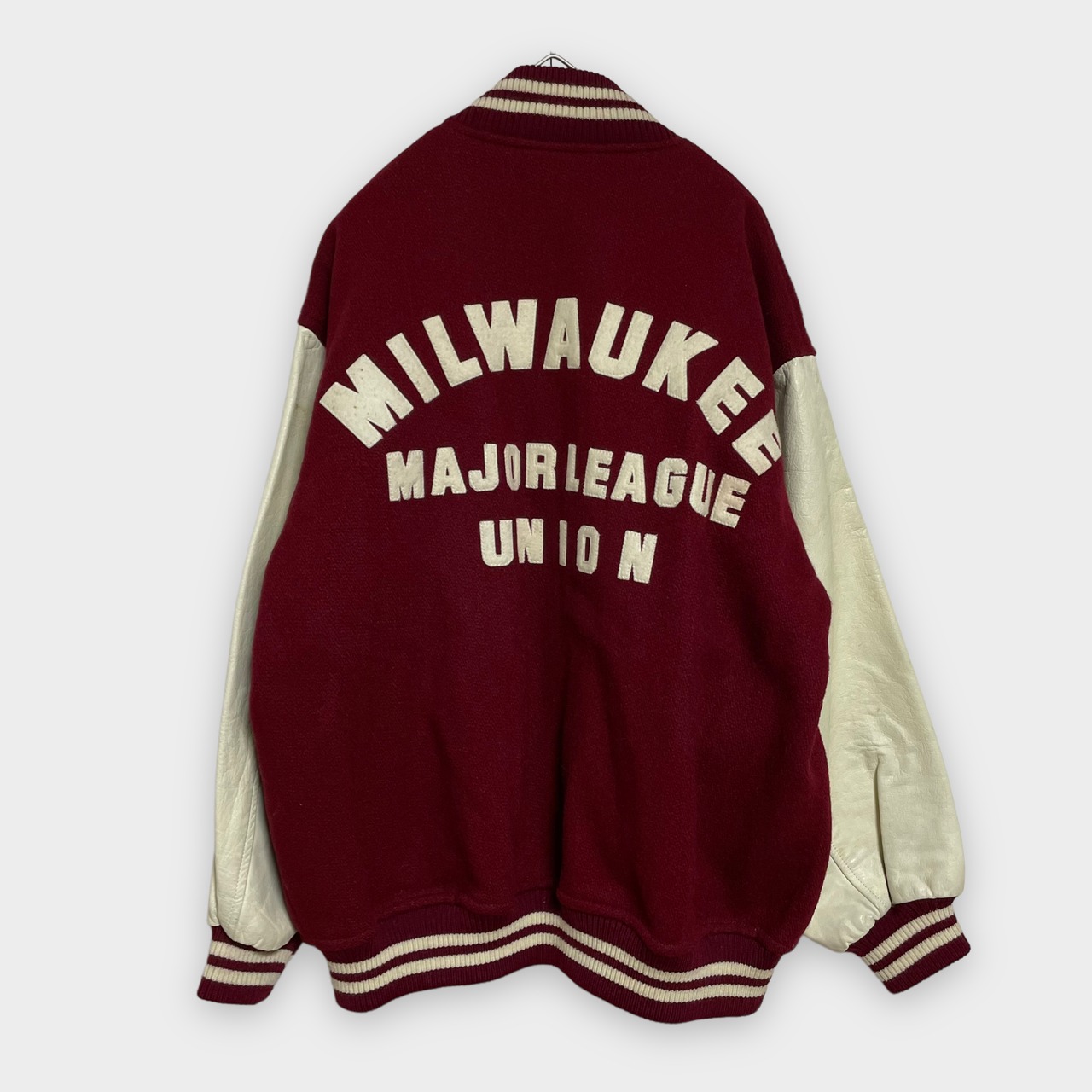 【SCOOP】日本製 MLB メジャーリーグ スタジャン 袖レザー 牛革 バックロゴ アーチロゴ ワンポイント ワッペン 刺繍 Milwaukee Brewersミルウォーキー・ブルワーズ ブルゾン 古着
