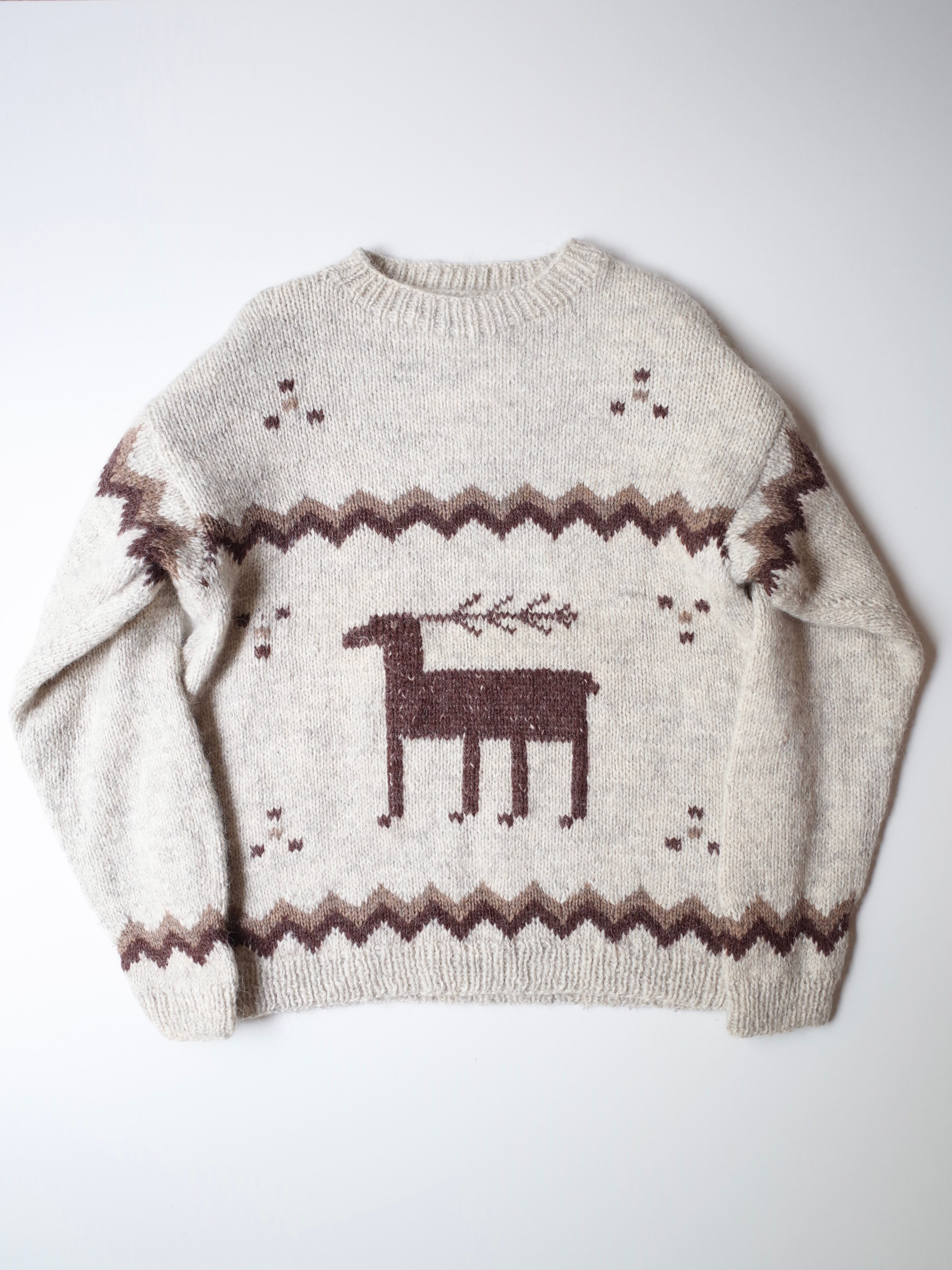 Deer design knit sweater
