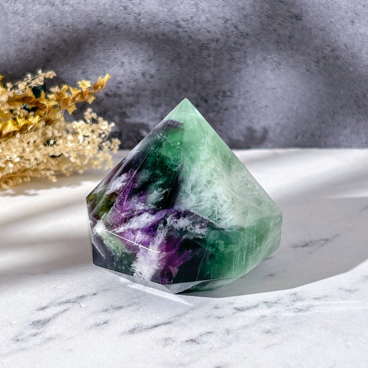 エンジェルフェザーフローライト ピラミッド