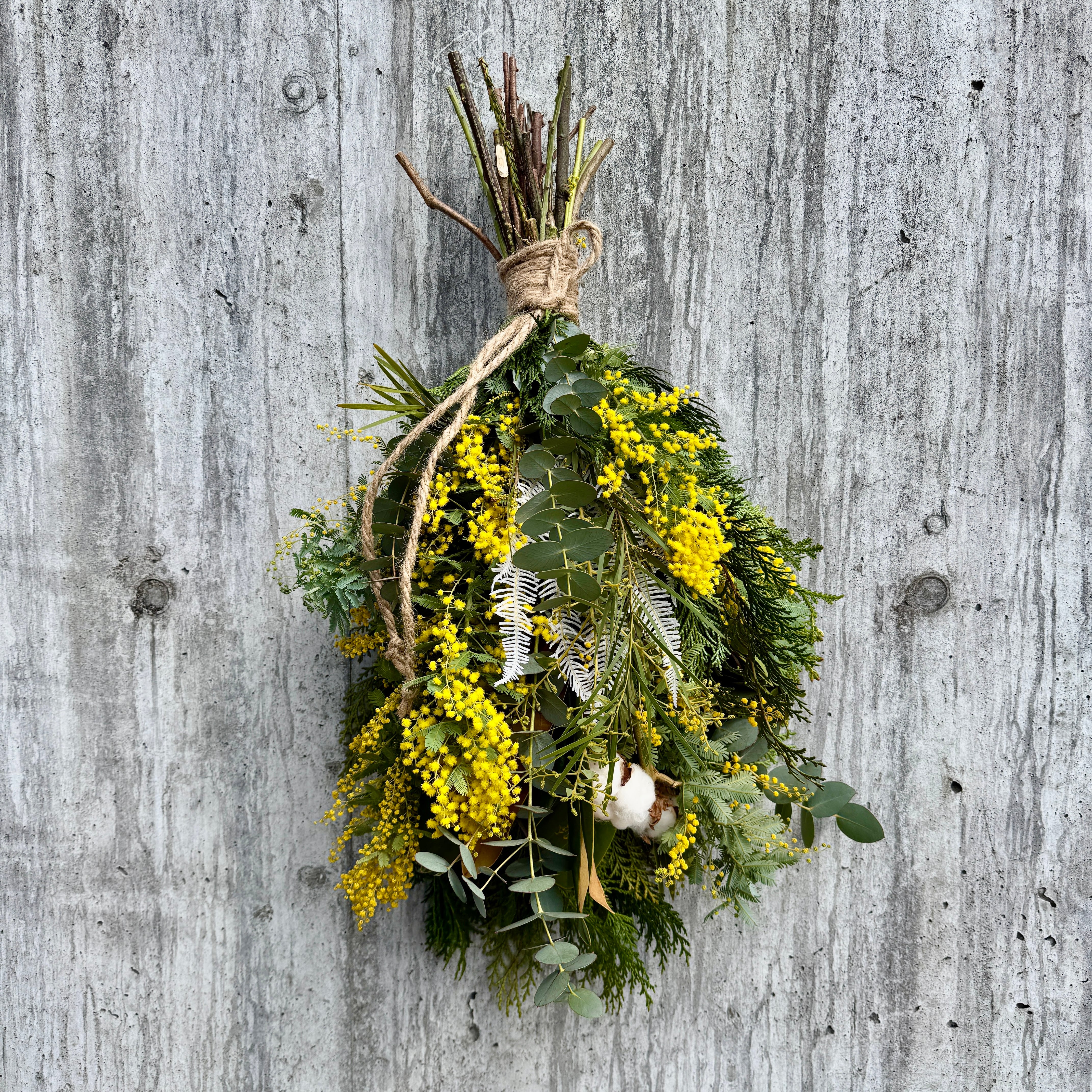 【３月中旬まで限定】ミモザとコットンのGreenスワッグ【特大サイズ　全長65cm程度】