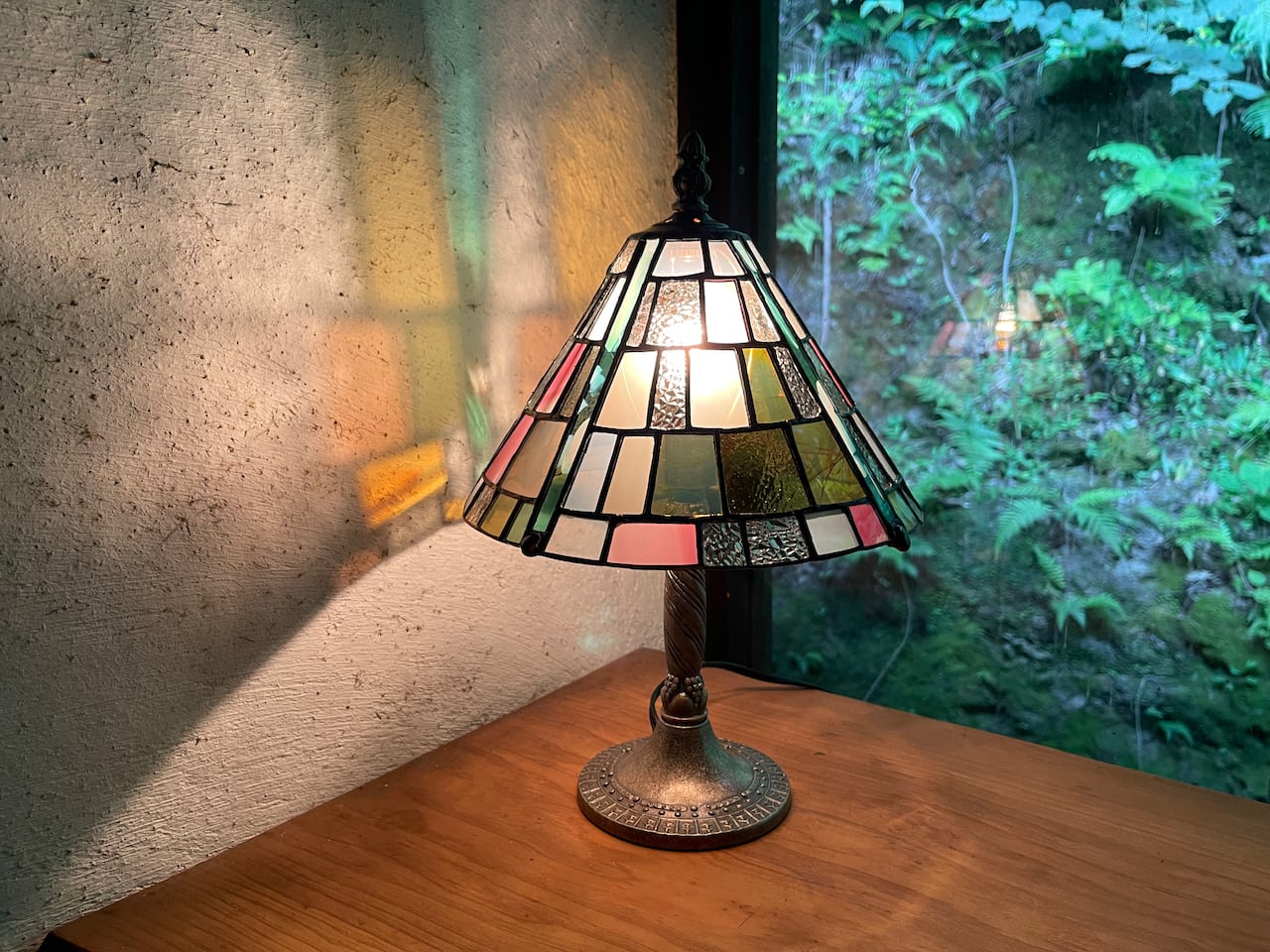 【限定品】クリアコンポジッション（ステンドグラスのテーブルランプ）