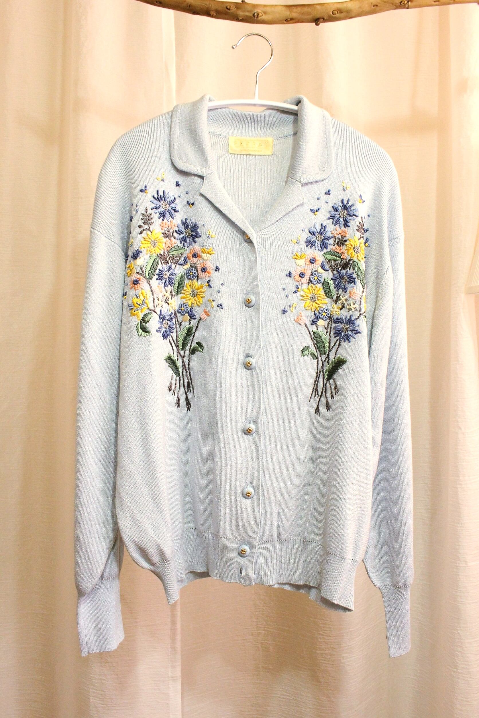 刺繍ニット ライトブルー