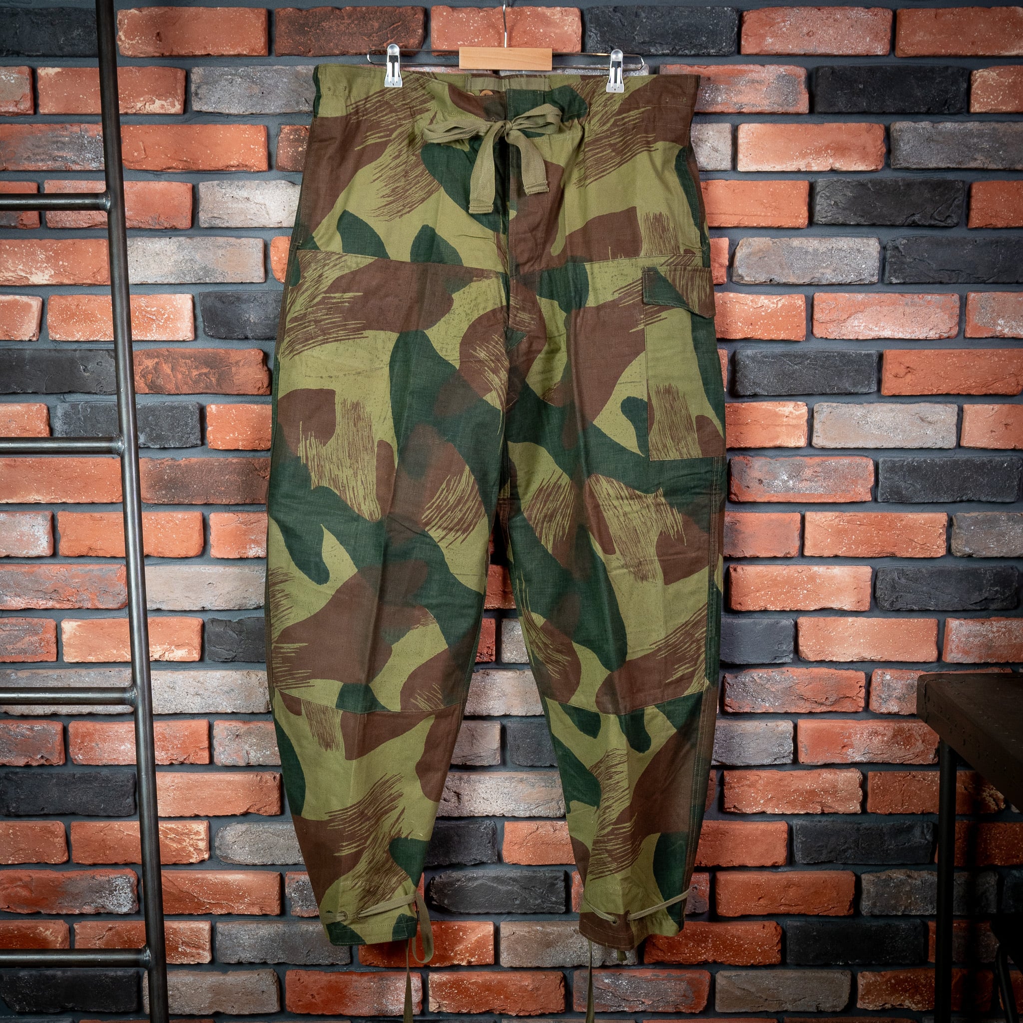 【DEADSTOCK】50's Belgian Army Brushstroke Camouflage Trousers 実物 ベルギー軍 50年代 ブラッシュストロークカモ オーバーパンツ 希少 レア No.8
