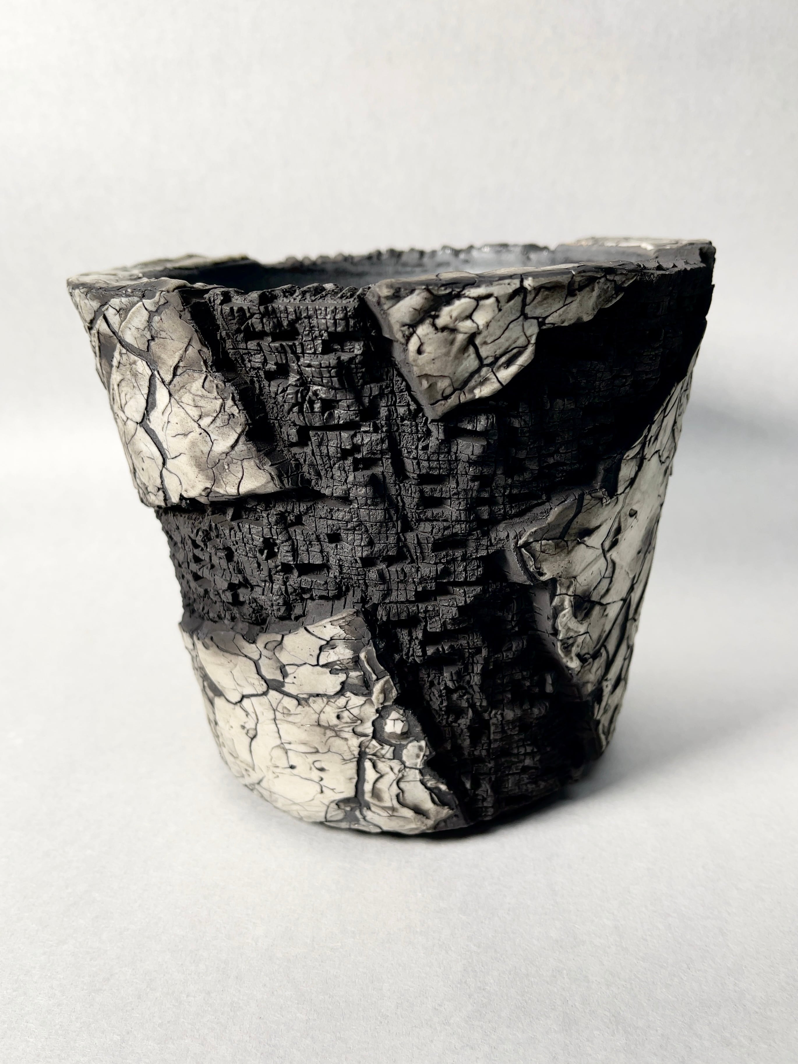 佐藤恵一　鉢　植木鉢 佐藤恵一・創造 | trigger