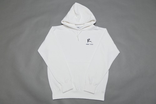 4:R. Logo hoodie