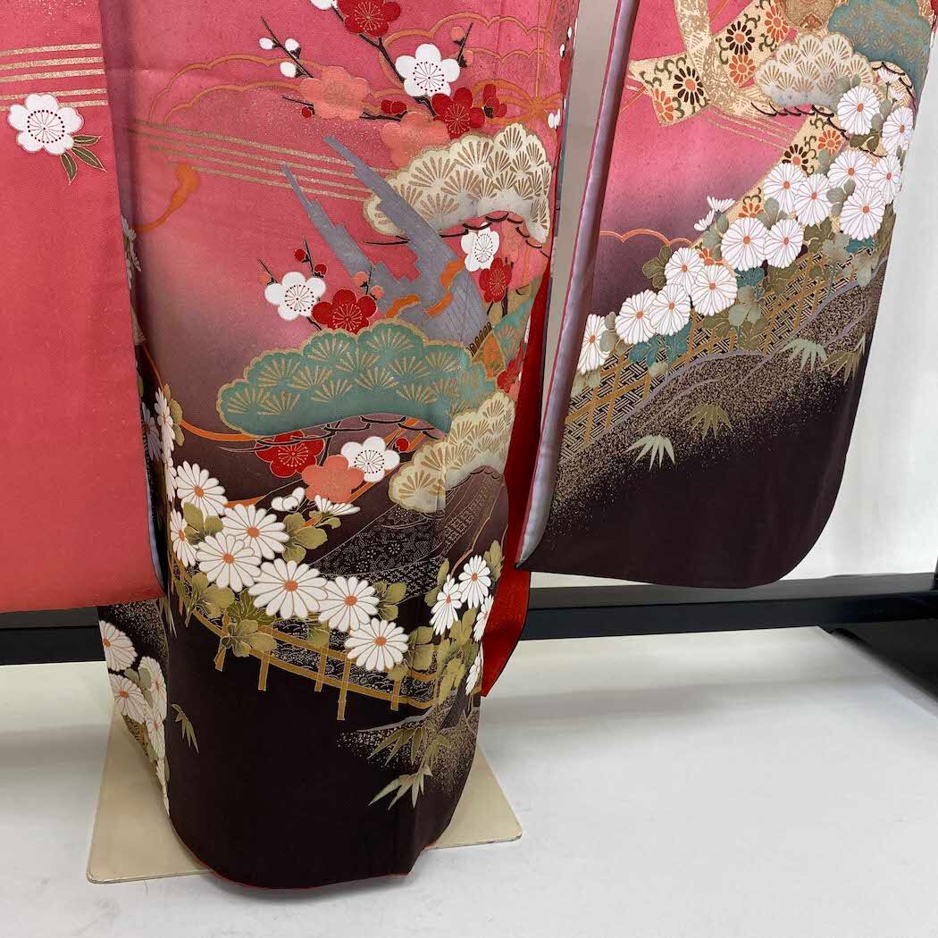中古 振袖 正絹 美品 花柄 M サイズ ピンク 黒 成人式 古典 裄丈66.5cm