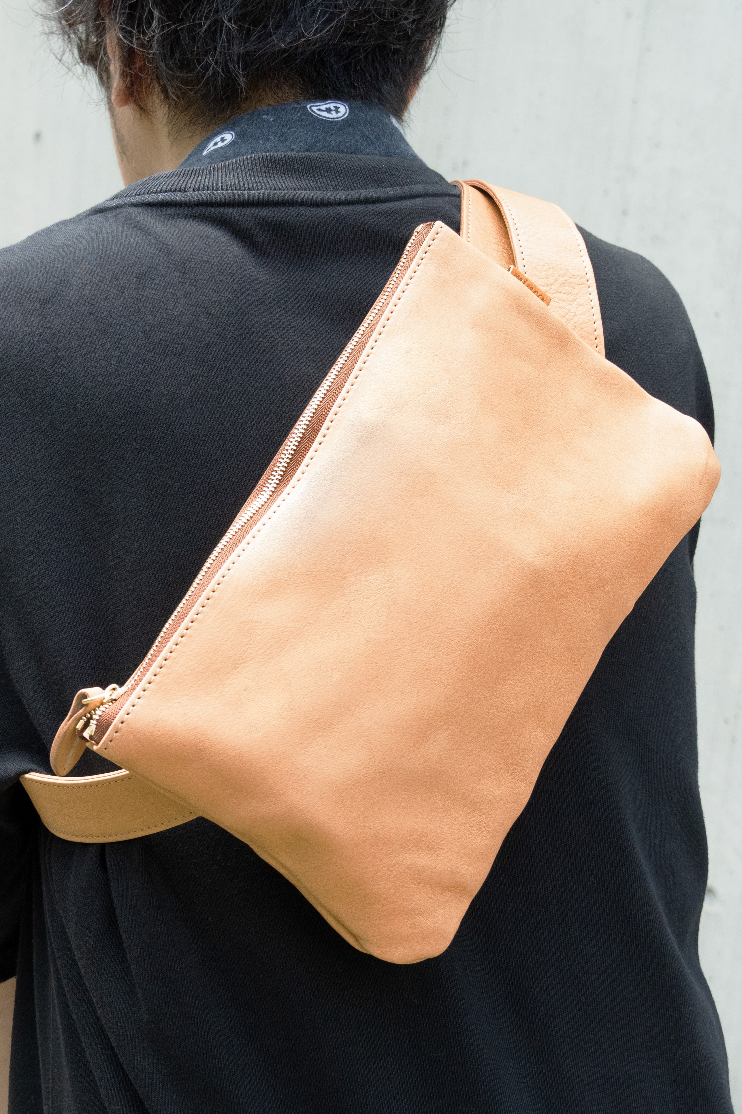 Xmasギフト対象】Bodybag【送料無料】 | 高級皮革ならminca｜栃木