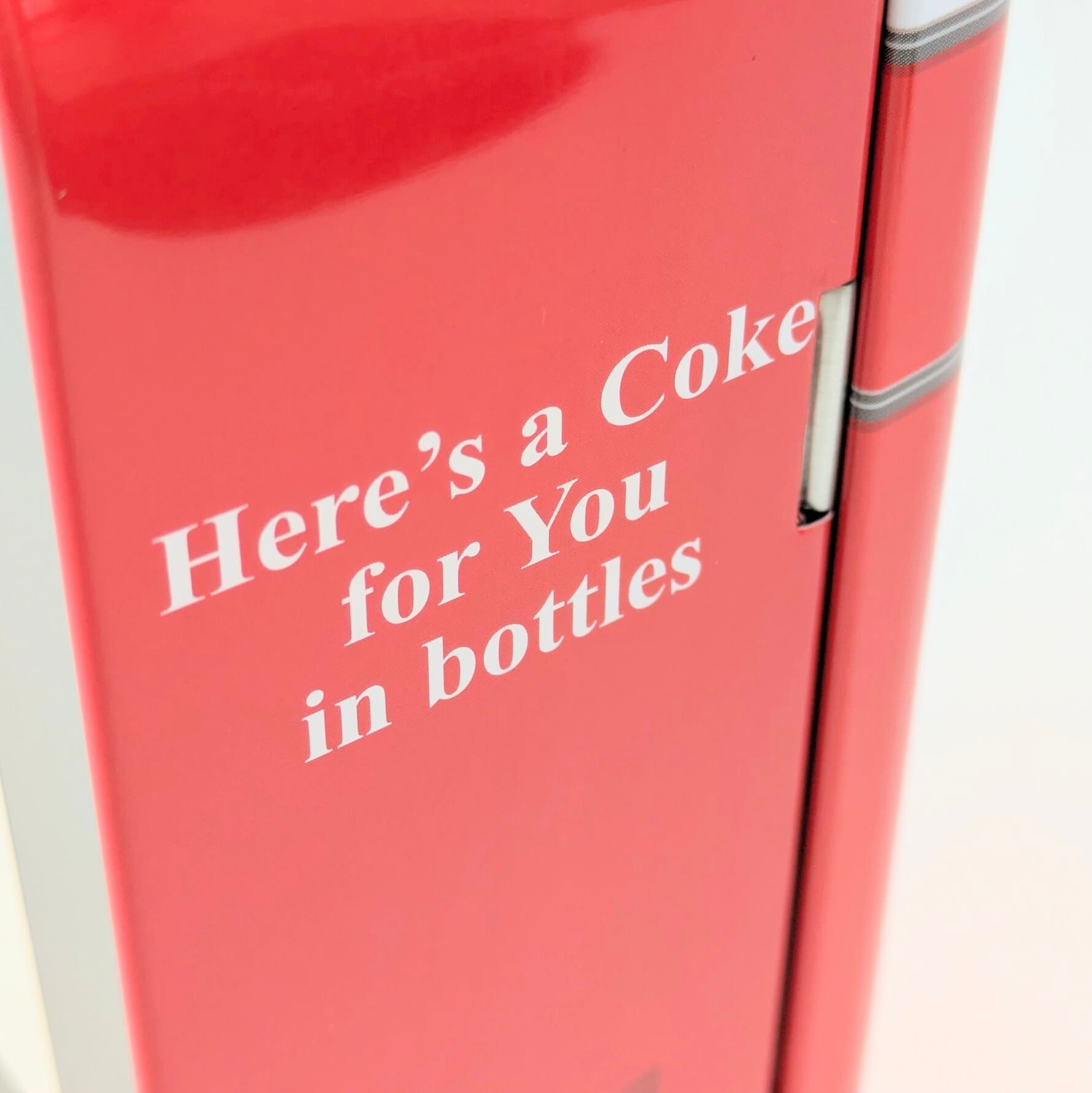 【 Coca-Cola ( コカ・コーラ ) / Coke 】 Vending machine Tin bank / 自動販売機型貯金箱 / コインバンク / 1950年代 1960年代【C】〚アメリカン雑貨 アメトイ〛