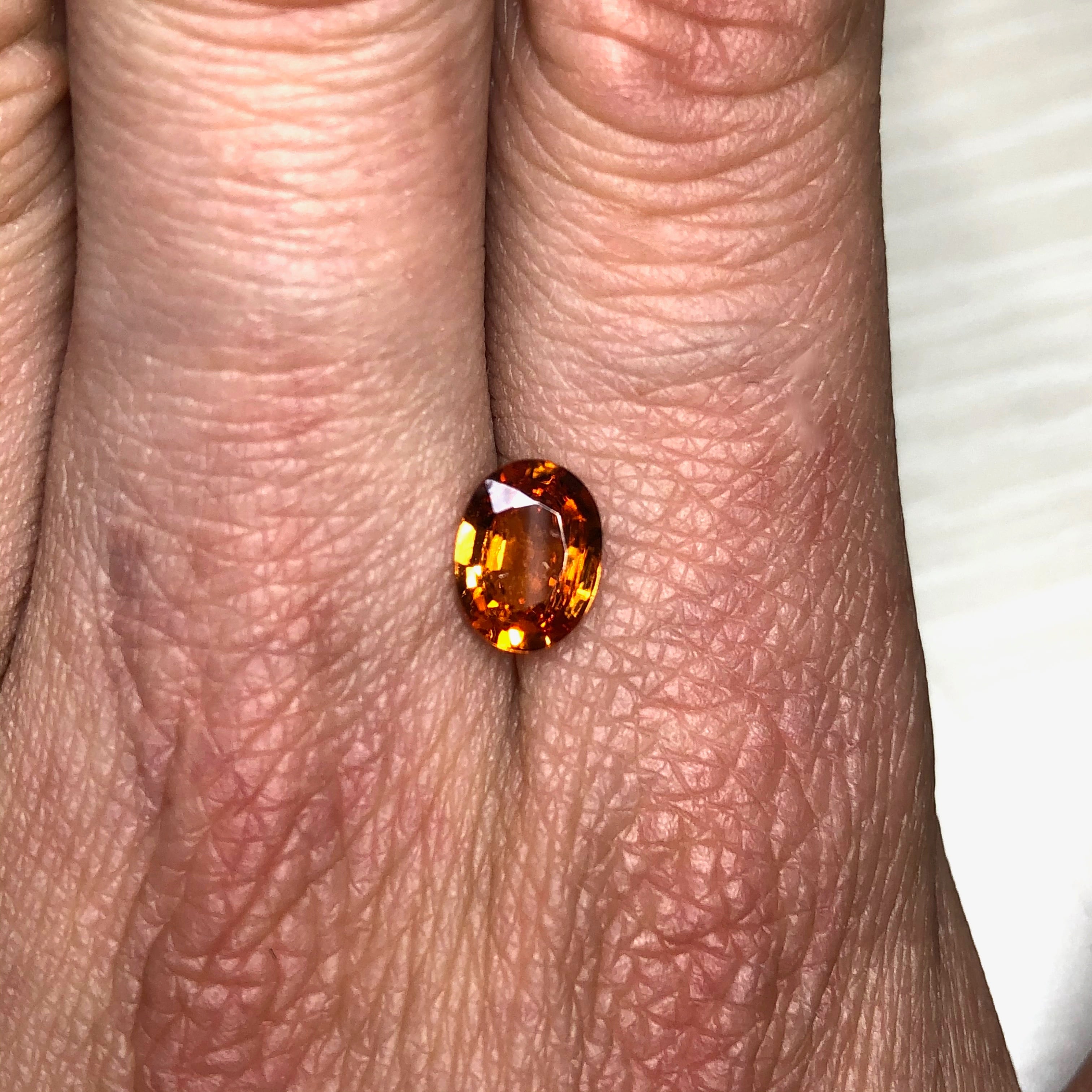 最も美しいオレンジ色 1.6ct 天然 マンダリンガーネット(スペサ 最も美しいオレンジ色 1.6ct 天然 マンダリンガーネット(スペサ