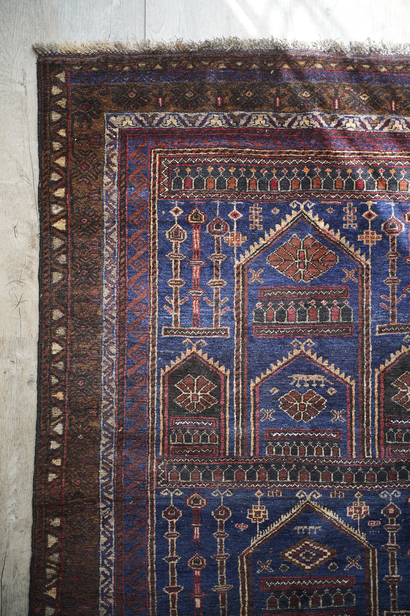 225】Vintage Afghan Baluch rug 1960's | ヴィンテージラグ専門店