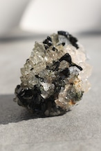 エピドート「煌めく雫」Epidote|天然石 原石 鉱物 パワーストーン | EP-A-004