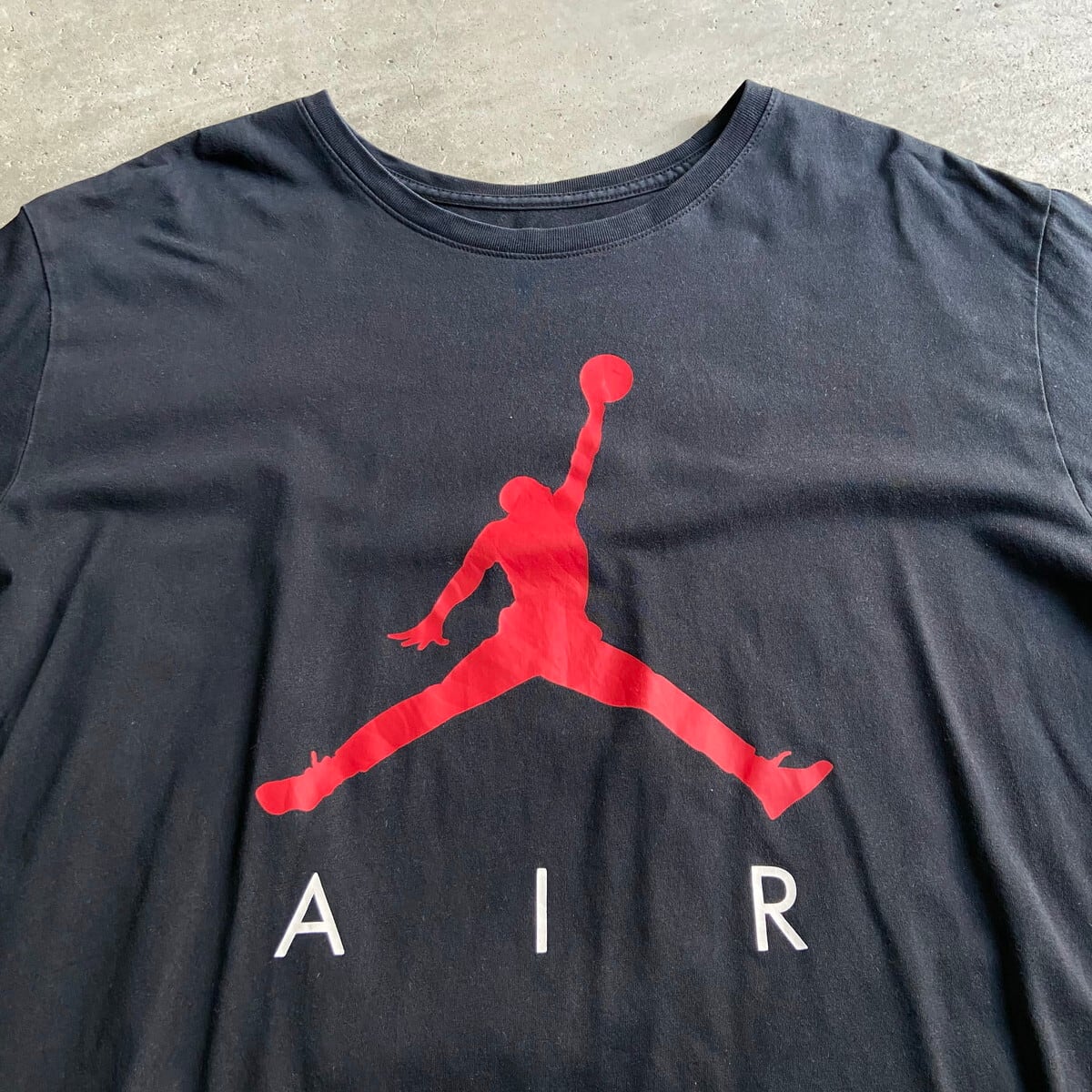 品質一番の 日本未発売 JORDAN×ATCQ ビッグプリントTシャツ ジョーダン