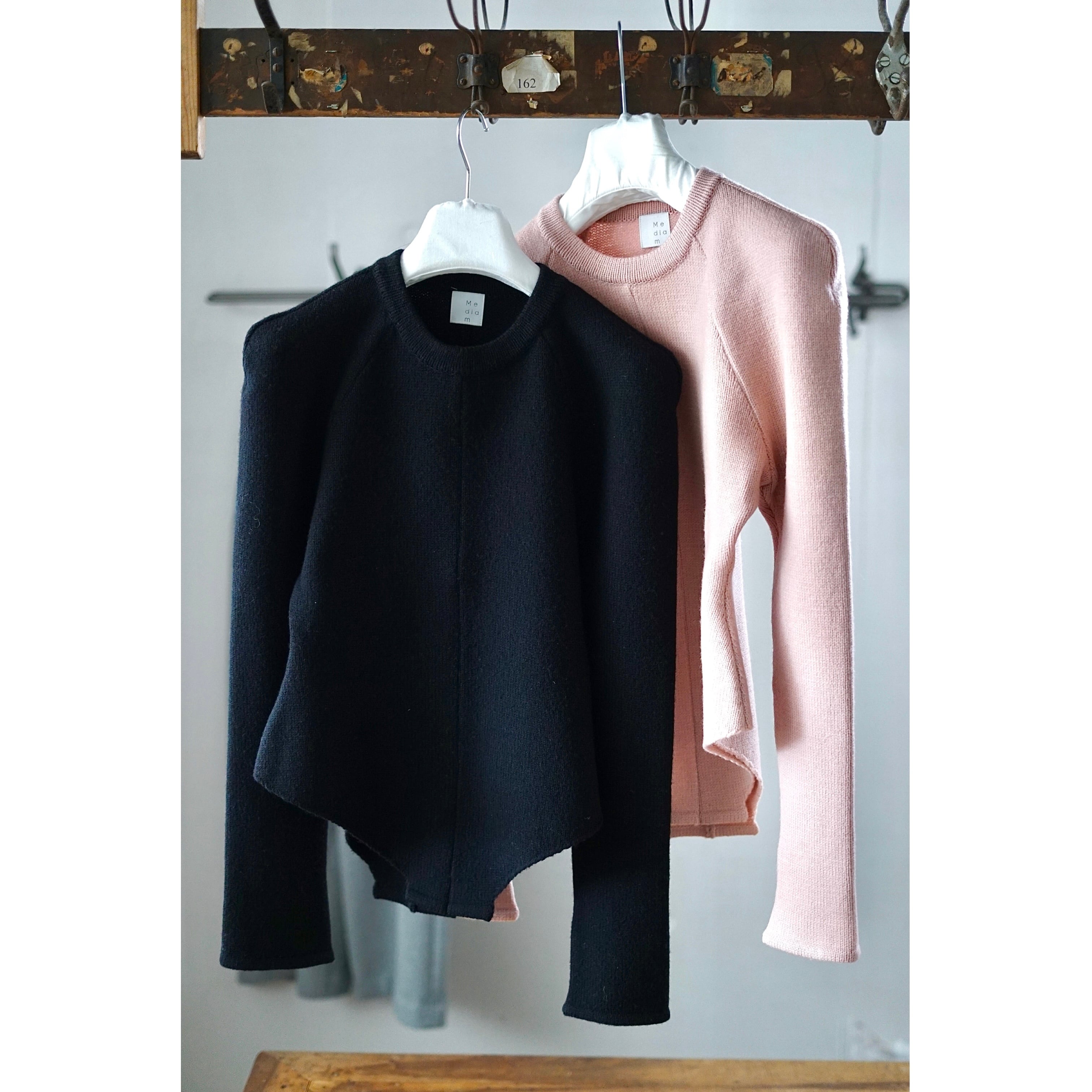 Mediam | JUQUI Online