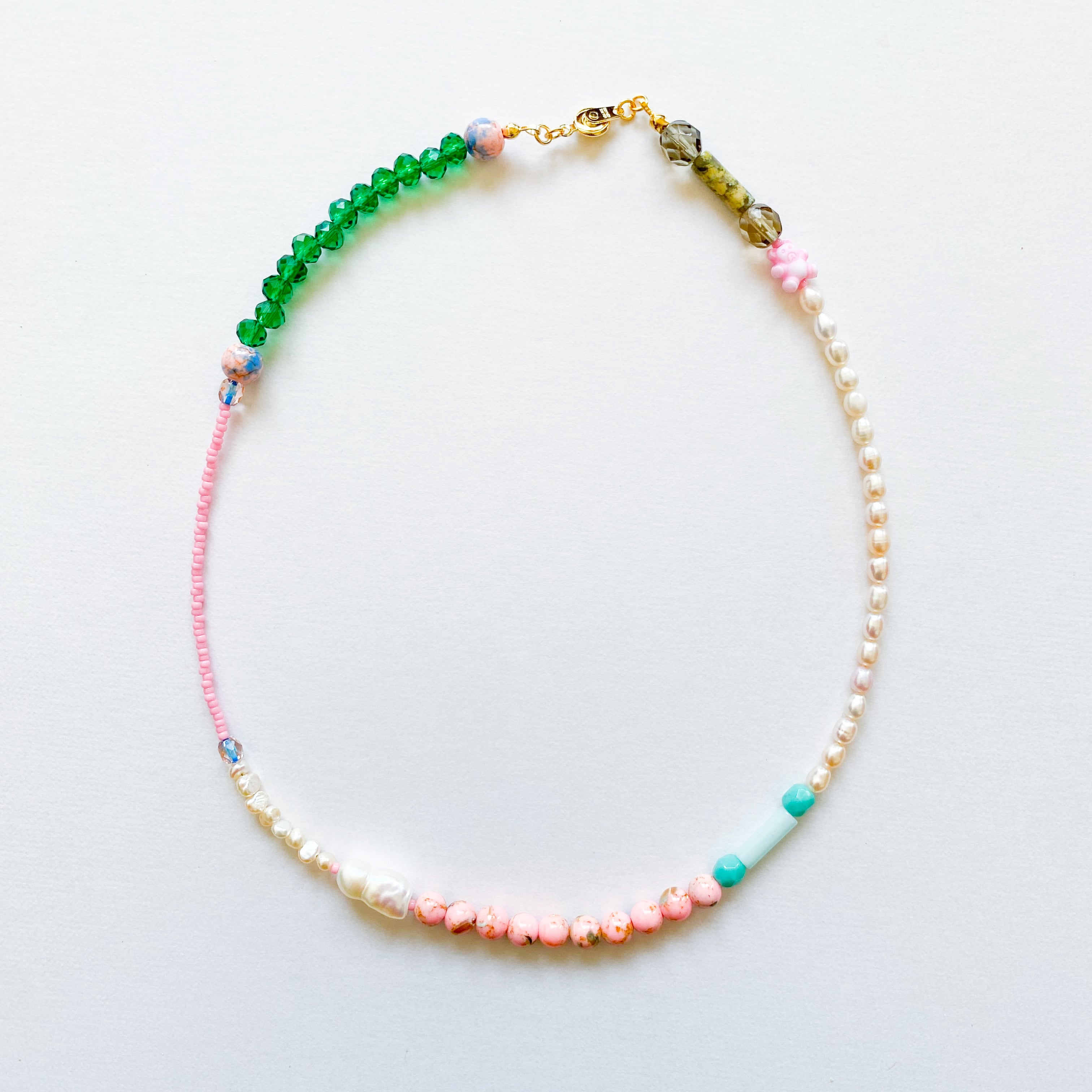 淡水パールとビーズのネックレス