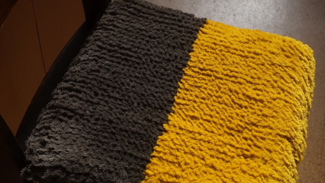 708◇【NEW!】ノッティング<手織りの椅子敷き> | 民芸ペチカ