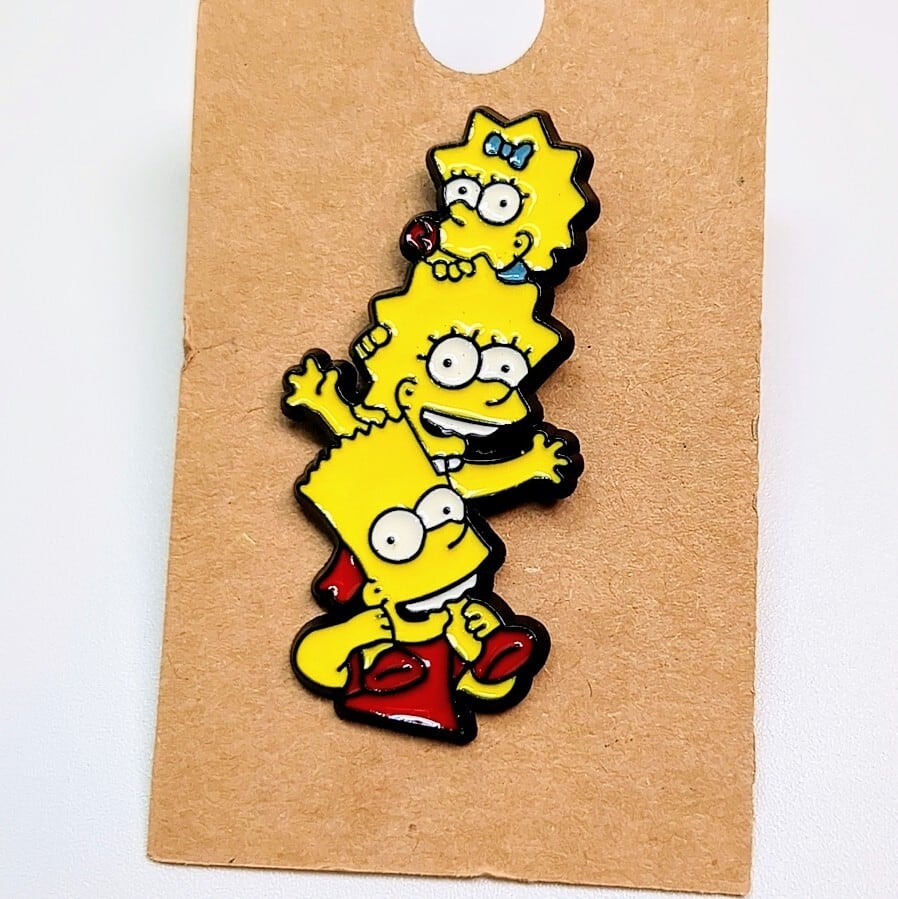 送料無料！ ★ピンズ PINS★ピンバッジ 【The Simpsons（ザ シンプソンズ）バート・リサ・マギー】〚アメリカン雑貨 アメトイ〛