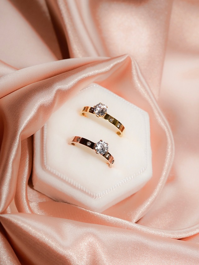 Honey sparkle ring