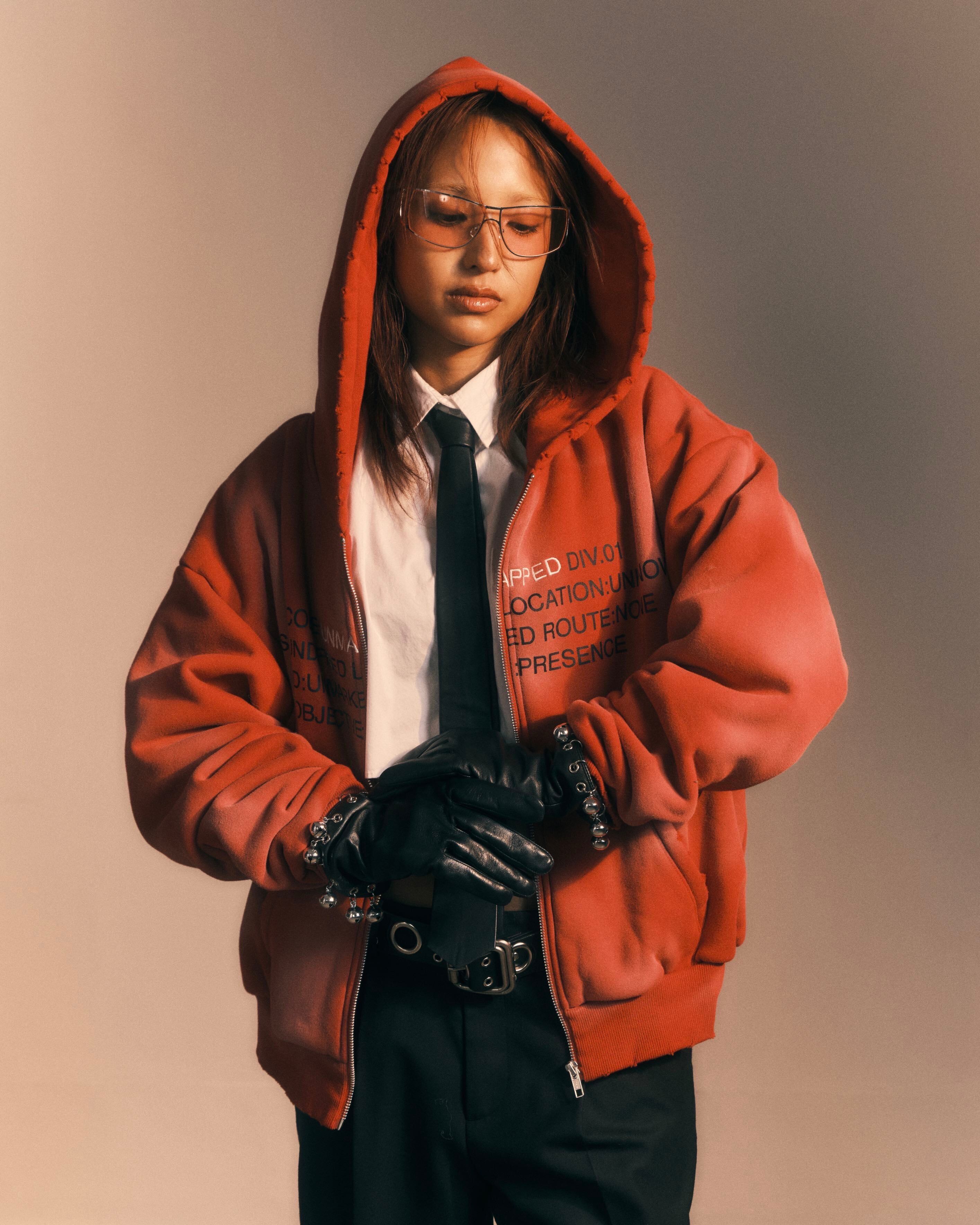 トップス unmapped Dust fade hoodie / red UNMAPPED