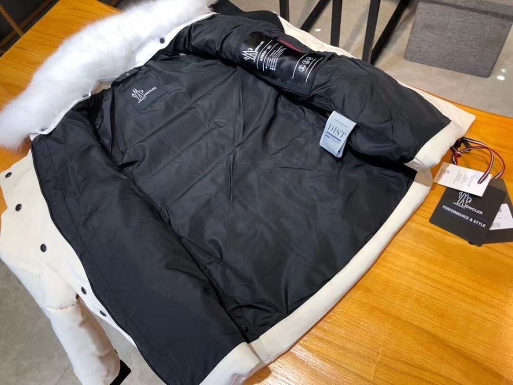 正規品レディースショートダウンジャケットあったかフォックスファー