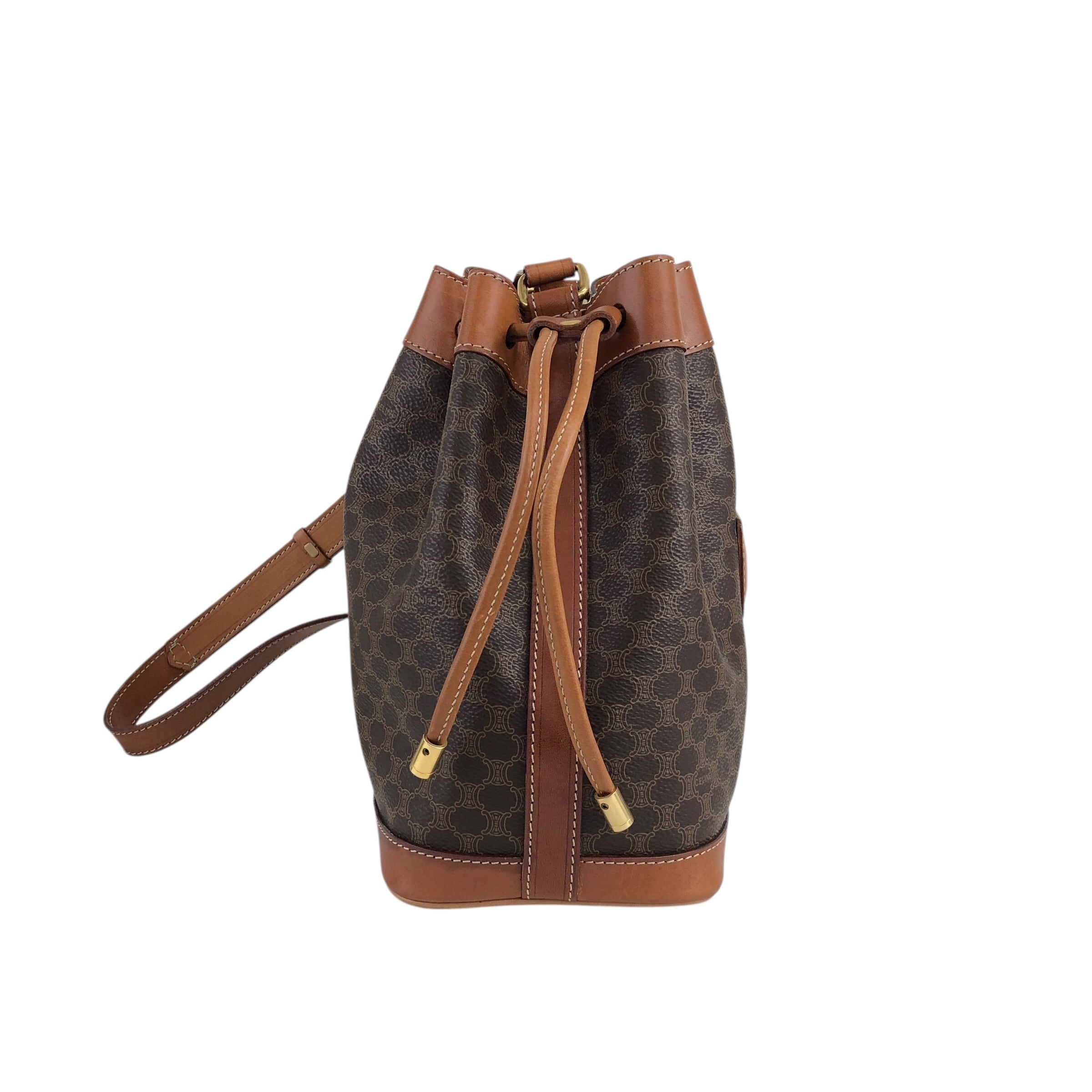 【美品】セリーヌ　マカダム　ショルダーバッグ　巾着　PVC　レザー　ブラウン CELINE セリーヌ マカダム ショルダーバッグ ブラウン ブラゾン型押し