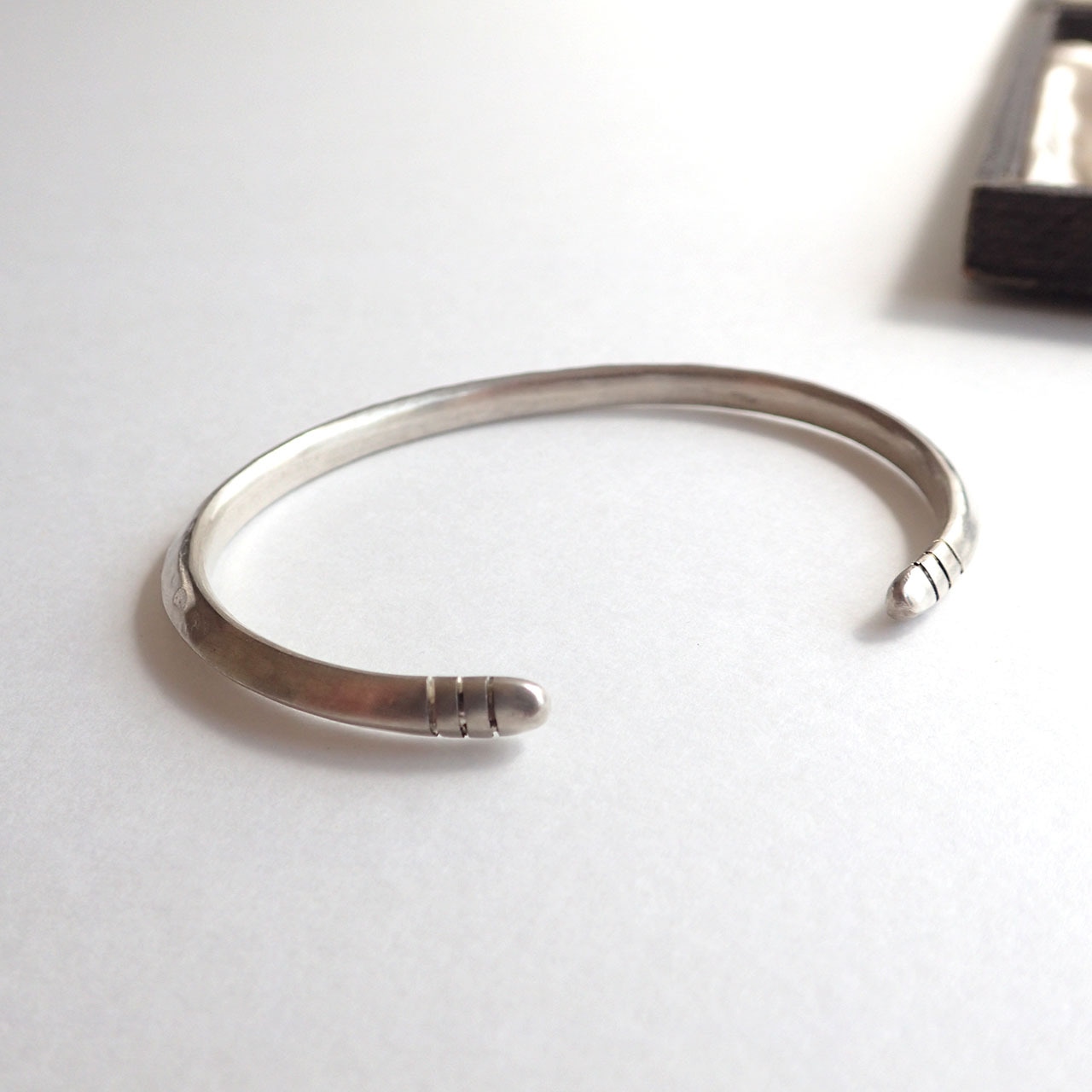 Women’s Triangle Bangle (レディース)