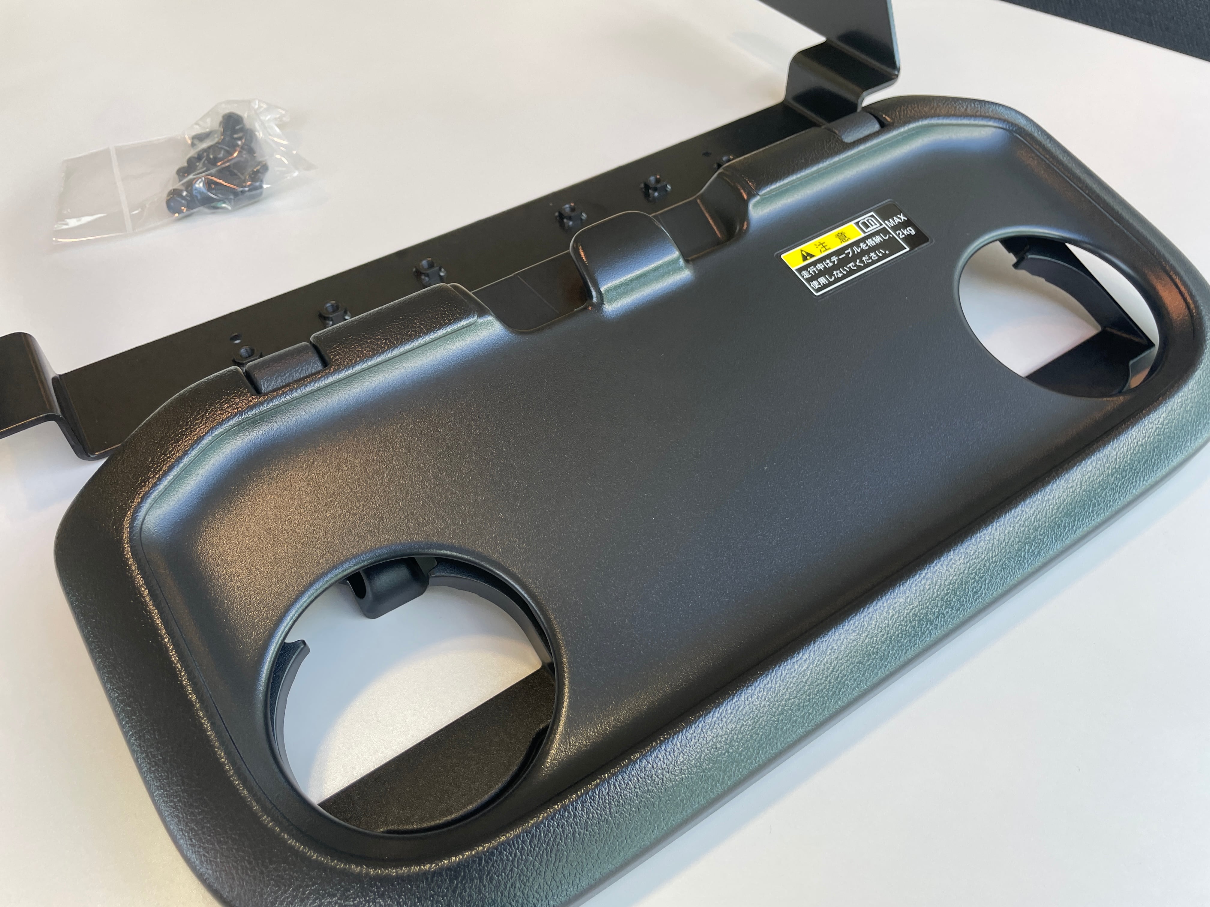 MDF デリカD:5専用 パーソナルテーブルキット（ブラック）左右セット