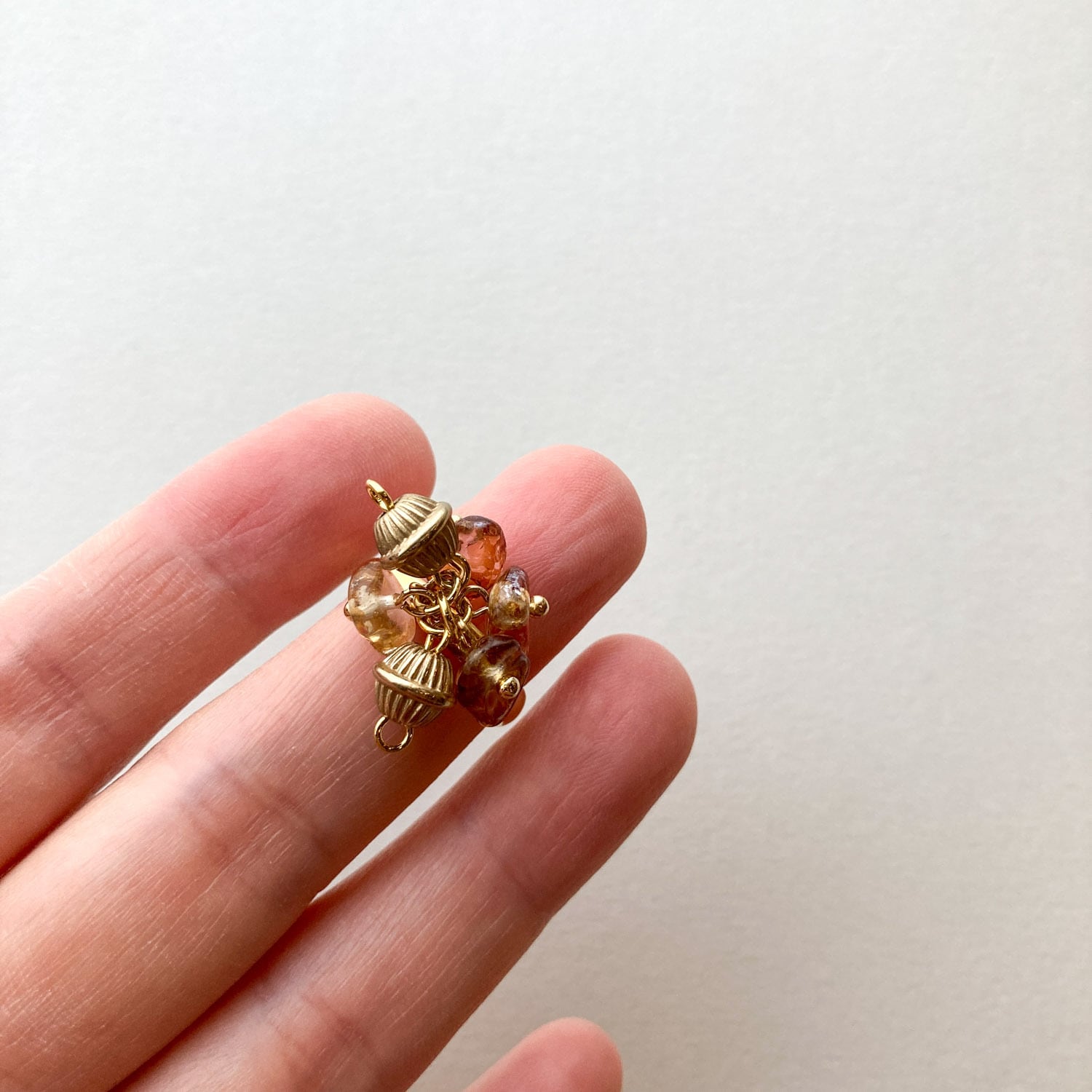 天然石とゴールドビーズのじゃらじゃらリング | Dua-アクセサリー